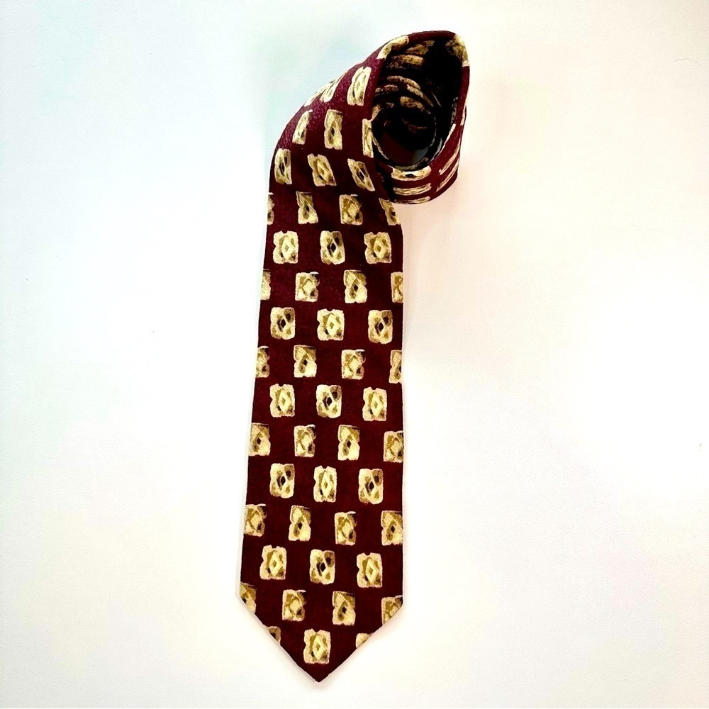 Joseph Abboud Collection Silk Burgundy Geometric Necktie 57 Inch Long 3.75 Width